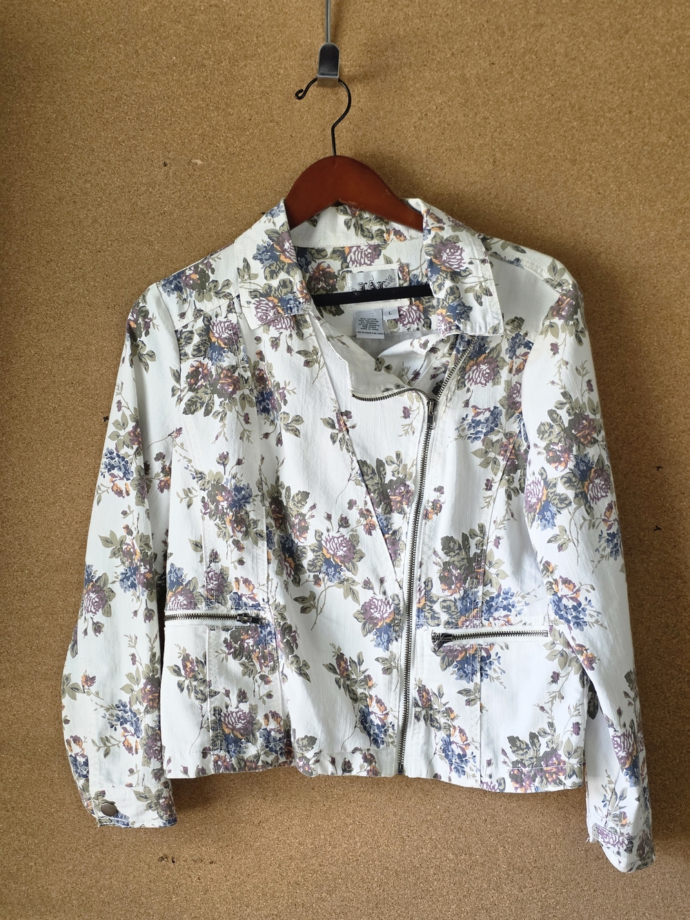 Live a Little Floral Assymetrical Zip Jacket White Gray Purple Cotton Blen Sz L